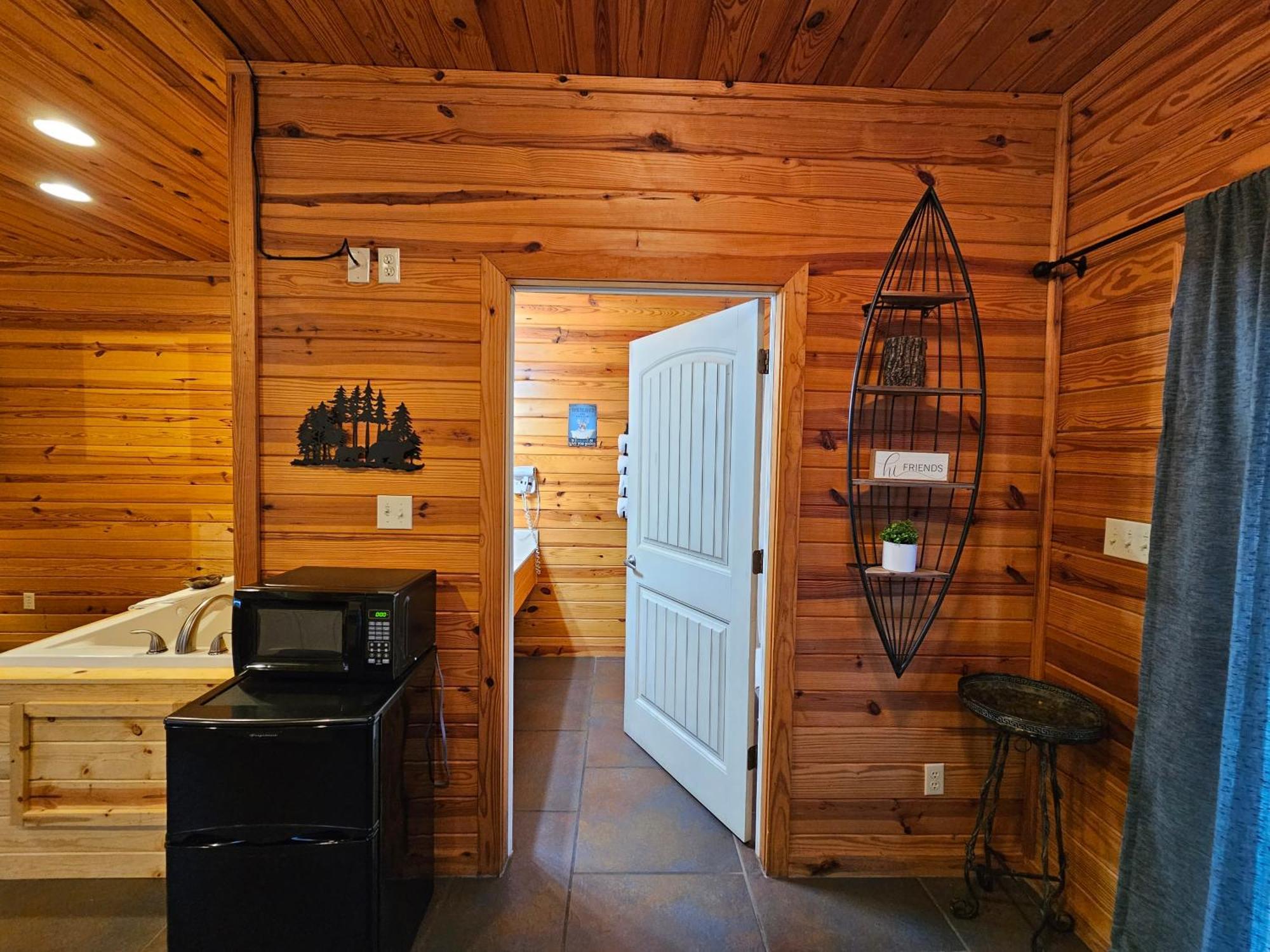 5 Min To Beaver Lake-King Bed-Fire Pit-Jetted Tub #1 Eureka Springs Dış mekan fotoğraf
